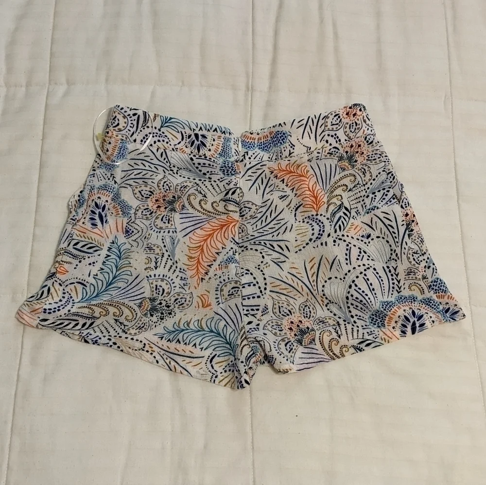 MINI Molly flowy shorts size 12/14